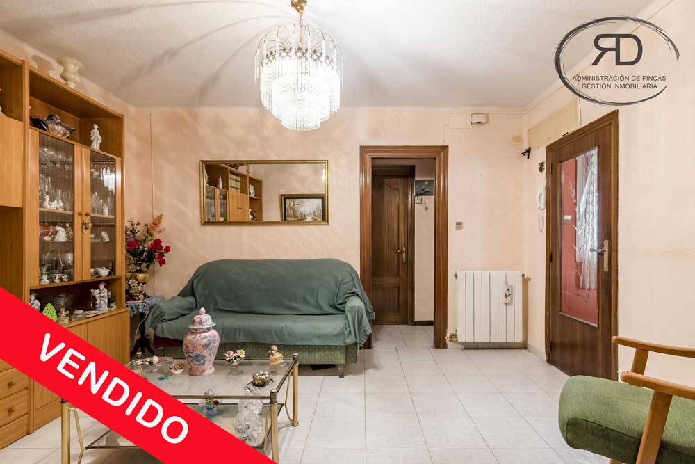 Venta de piso en calle Antonia Usera